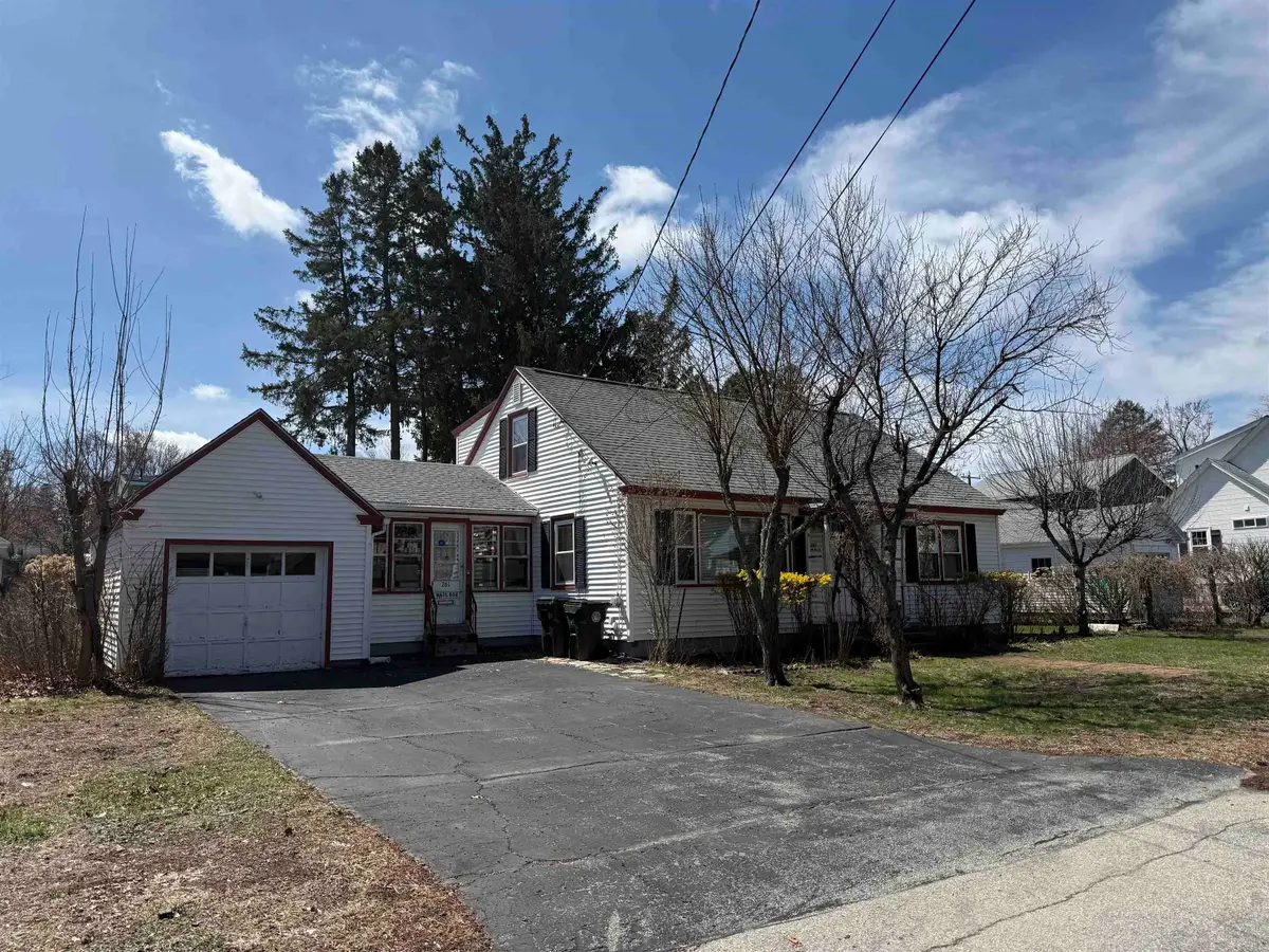 261 Manning Street, Manchester, NH 03103 - #1