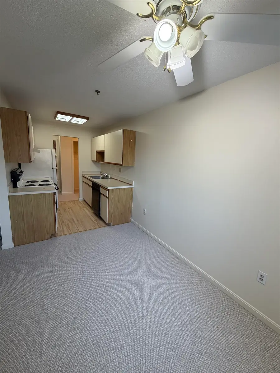 113 Cluff Crossing Road #28, Salem, NH 03073 - #3