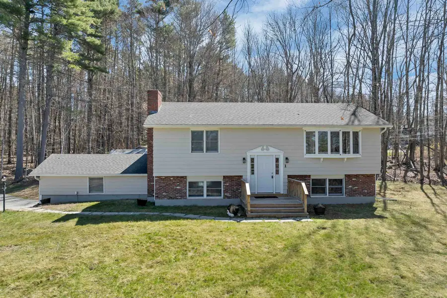 1 Robin Acres Drive, Wolfeboro, NH 03894 - #3