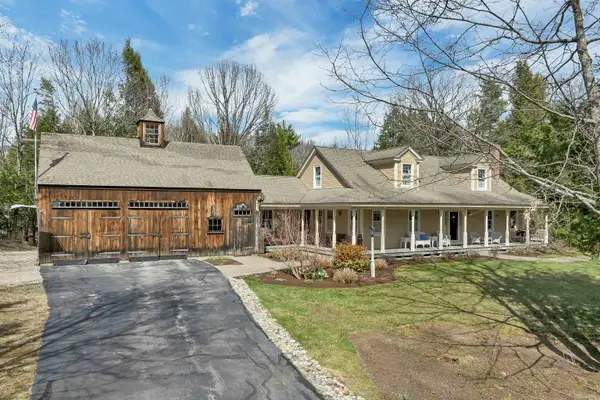 1 River Heights Road, Tuftonboro, NH 03816