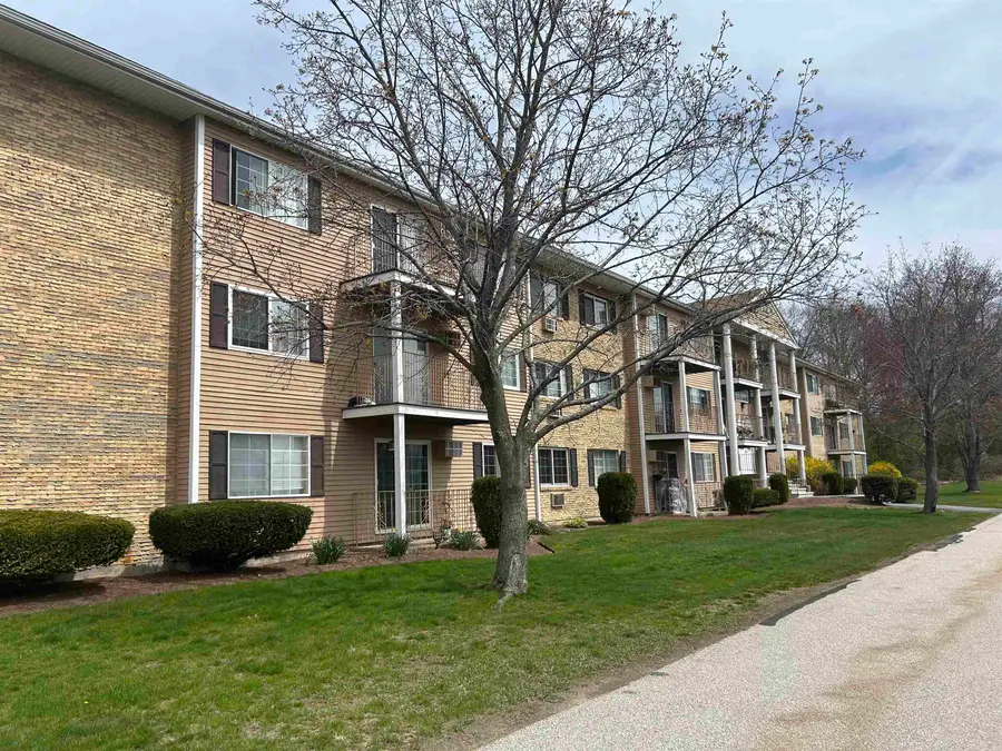 377 Huse Road #Unit  33, Manchester, NH 03103 - #3