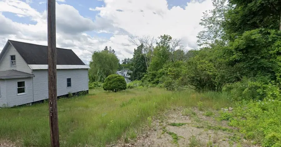 72 Chestnut Street, Franklin, NH 03235 - #3