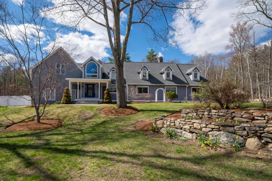 123 Stephen Drive, Goffstown, NH 03045 - #2