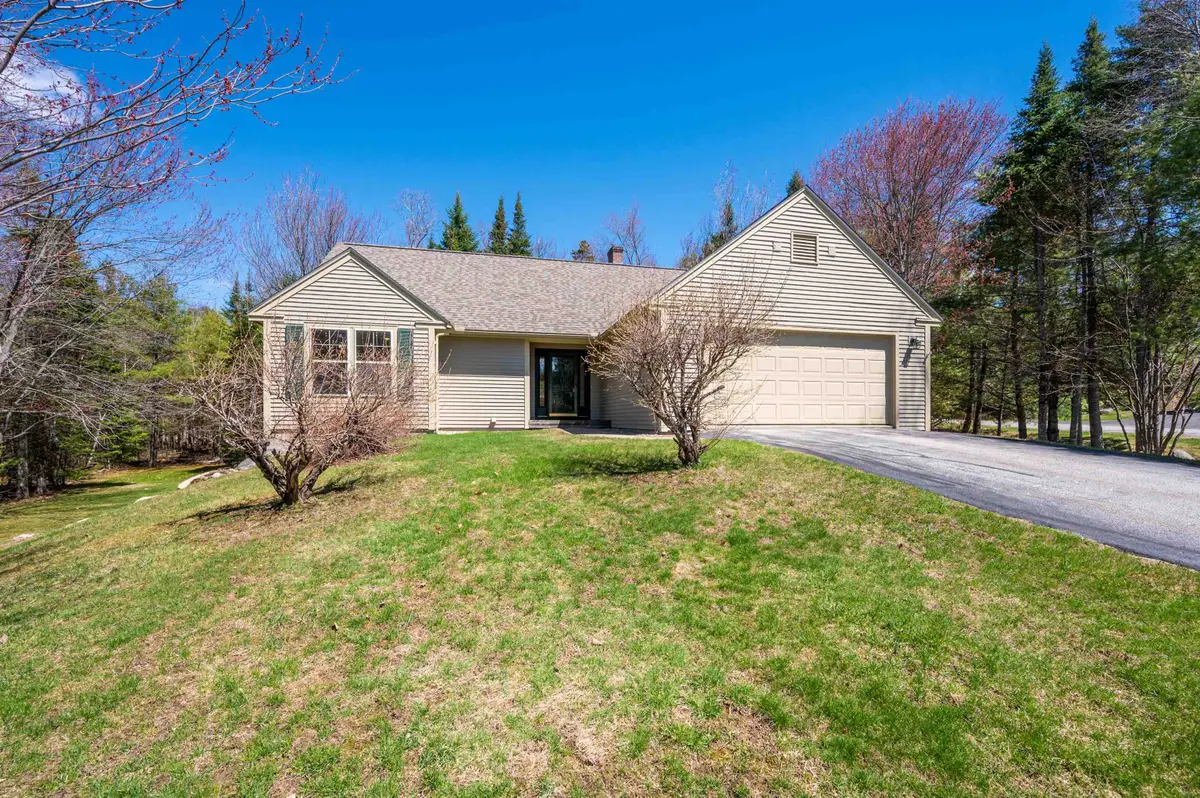 32 Cricenti Lane, New London, NH 03257 - #1