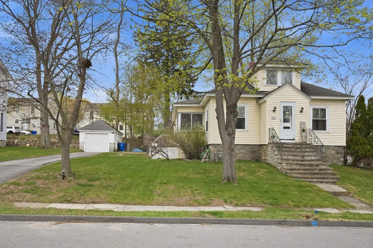82 Sunnyside Street, Manchester, NH 03103 - #1