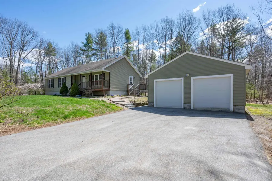 130 Raymond Road, Nottingham, NH 03290 - #2