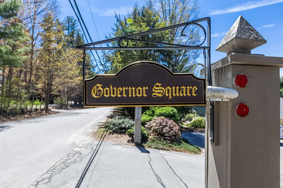 4 Governor Square, Peterborough, NH 03458 - #3