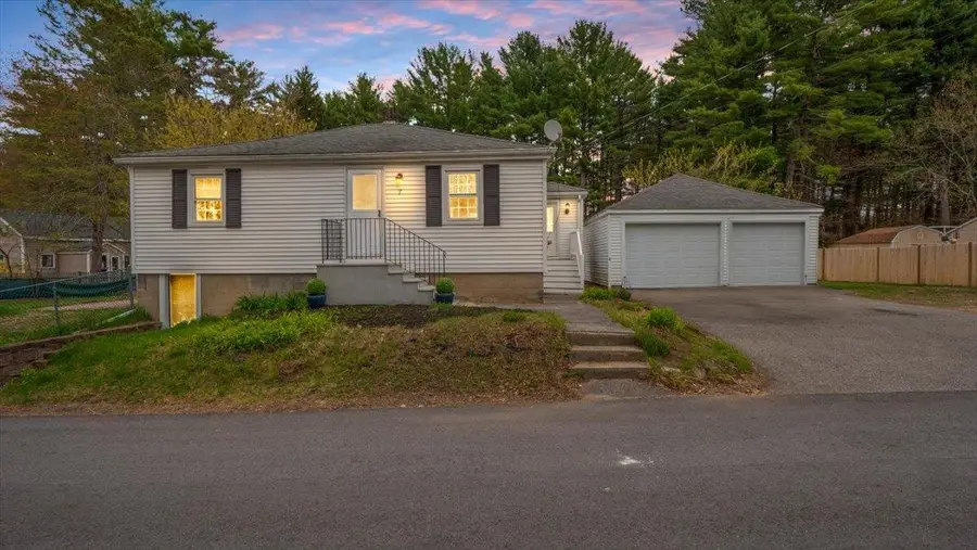 7 Westerdale Avenue, Salem, NH 03079 - #3