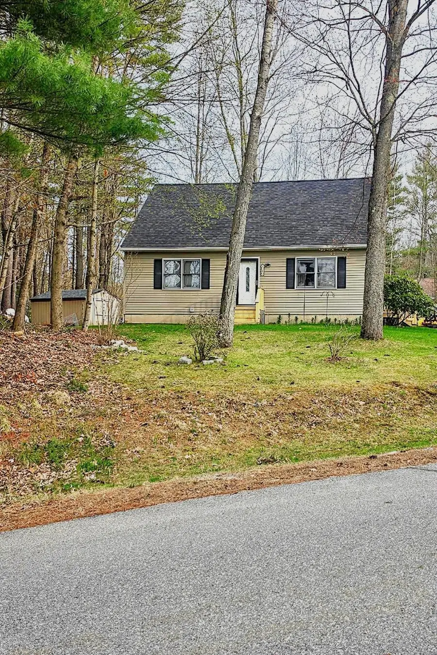 8 Russet Drive, Pittsfield, NH 03263 - #3