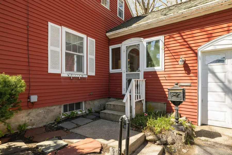 65 Mckinley Road, Portsmouth, NH 03801 - #2
