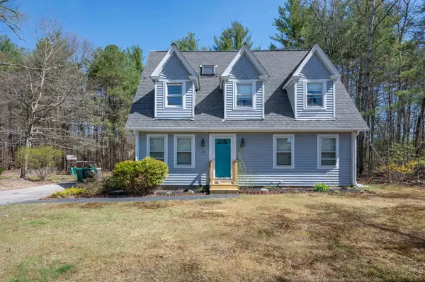 26 Pepperell Road, Brookline, NH 03033