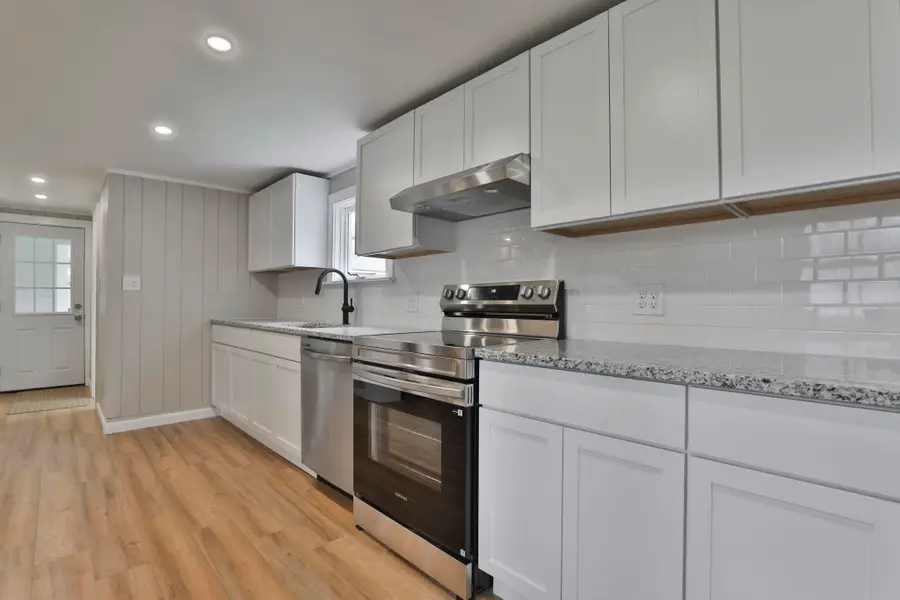 17 Derry Road, Chester, NH 03036 - #2