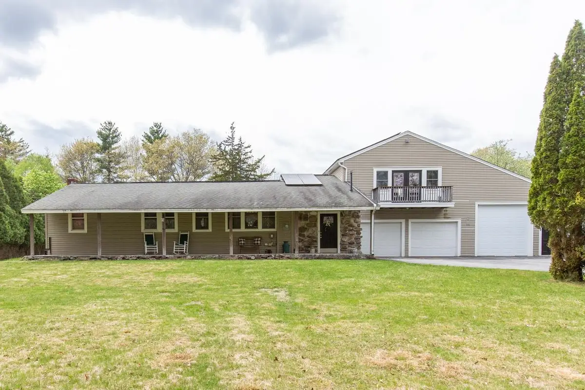 131 Bush Hill Road, Pelham, NH 03076 - #1