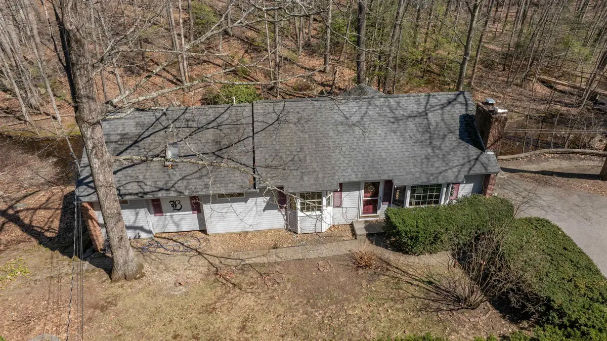 226 Amesbury Road, Kensington, NH 03833 - #1