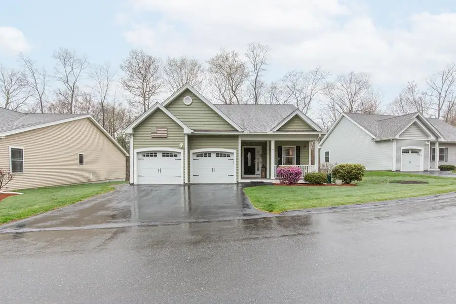 4 Sagewood Drive, Pelham, NH 03076 - #2