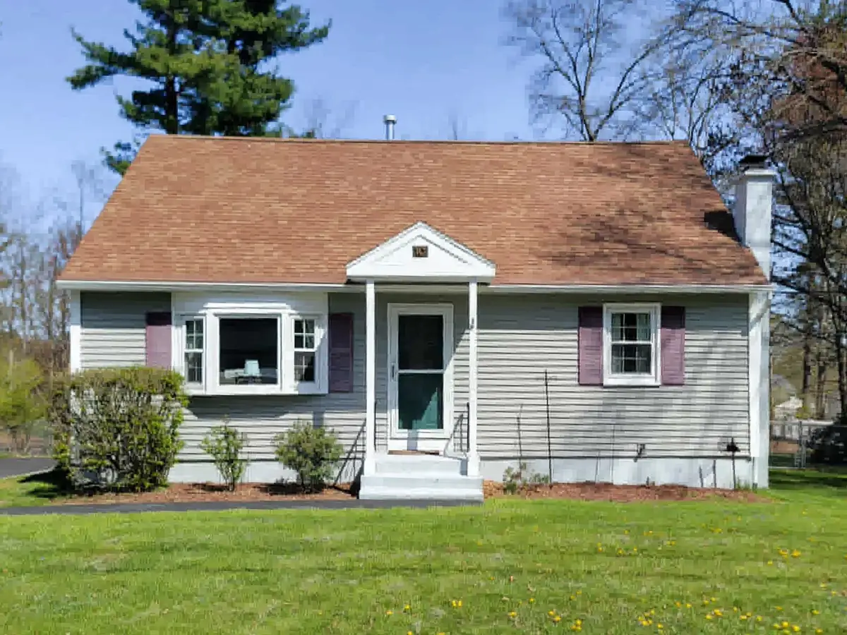 10 Cambridge Road, Nashua, NH 03062 - #1