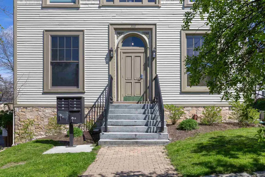 300 Main Street #5, Burlington, VT 05401 - #2