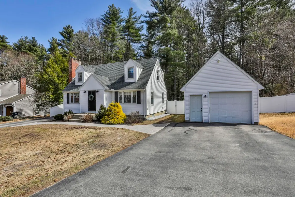 42 Dublin Avenue, Nashua, NH 03063 - #1
