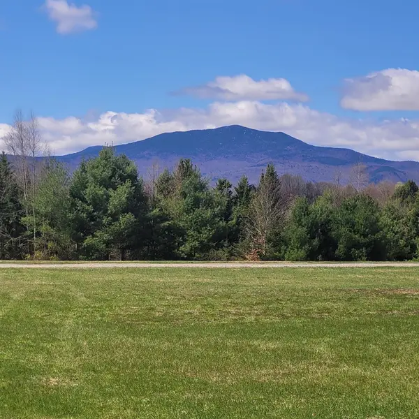102 River Bend Meadow Drive, Hyde Park, VT 05655