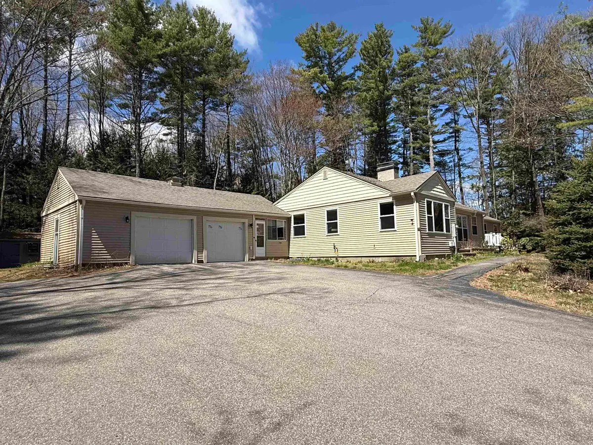 1090 Main Street, Laconia, NH 03246 - #1
