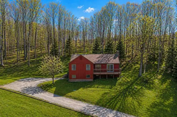15 Black Lead Mine Lane, Walpole, NH 03608