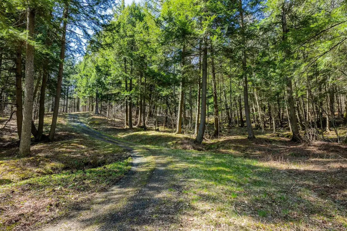 334 Log Cabin Drive, Pomfret, VT 05067 - #1