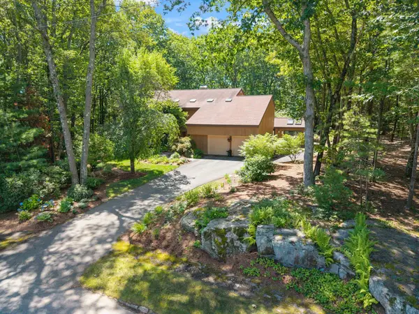 15 Masefield Road, Nashua, NH 03062