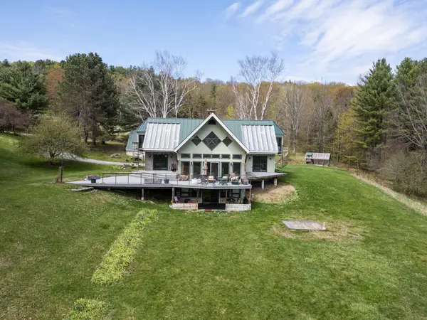 84 Old Barn Lane, West Windsor, VT 05037