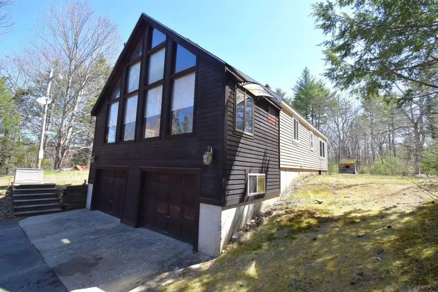9 Ann Hannagan Lane, Kingston, NH 03848 - #3