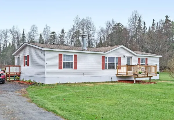 711 Knowles Flat Road, Eden, VT 05652