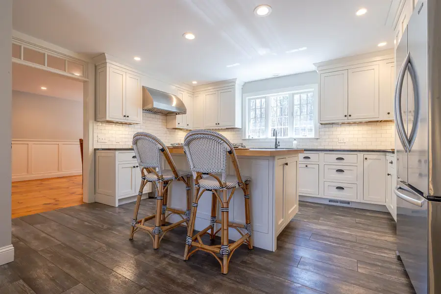 594 South Road, Hopkinton, NH 03229 - #3