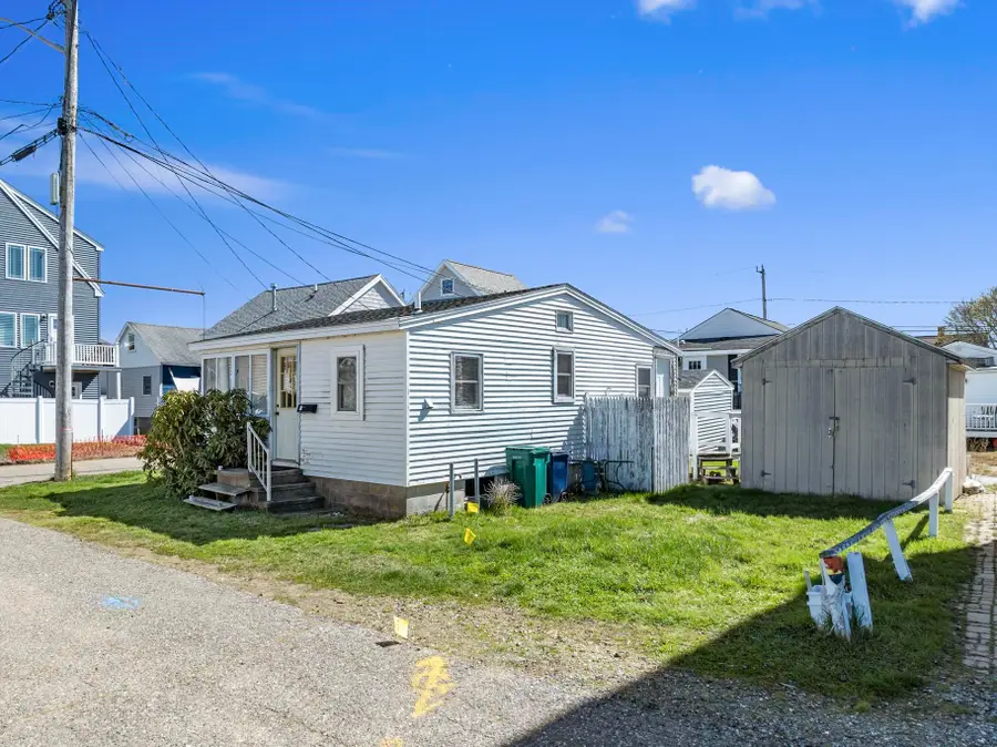 6 Chase Street, Hampton, NH 03842-2618 - #3