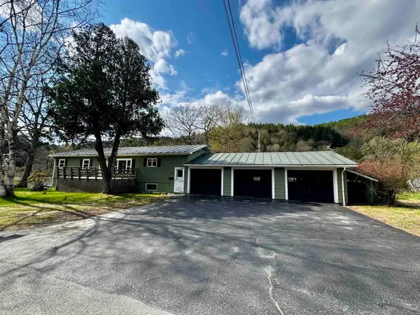 177 VT Route 14, Sharon, VT 05065-6518