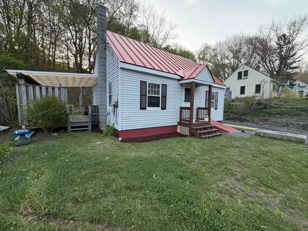 10 Randall Street, Springfield, VT 05156 - #1