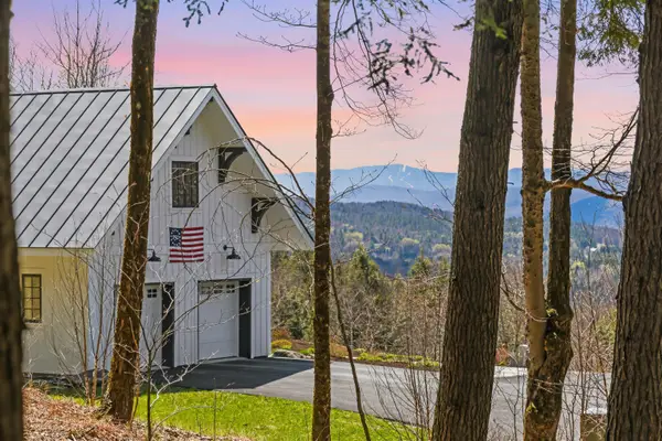 290 Wood Farm Road, Waterbury, VT 05677