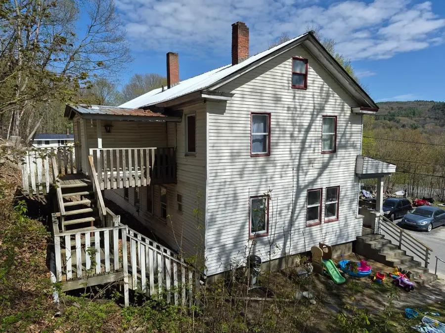 51 Merrill Street, Springfield, VT 05156 - #3