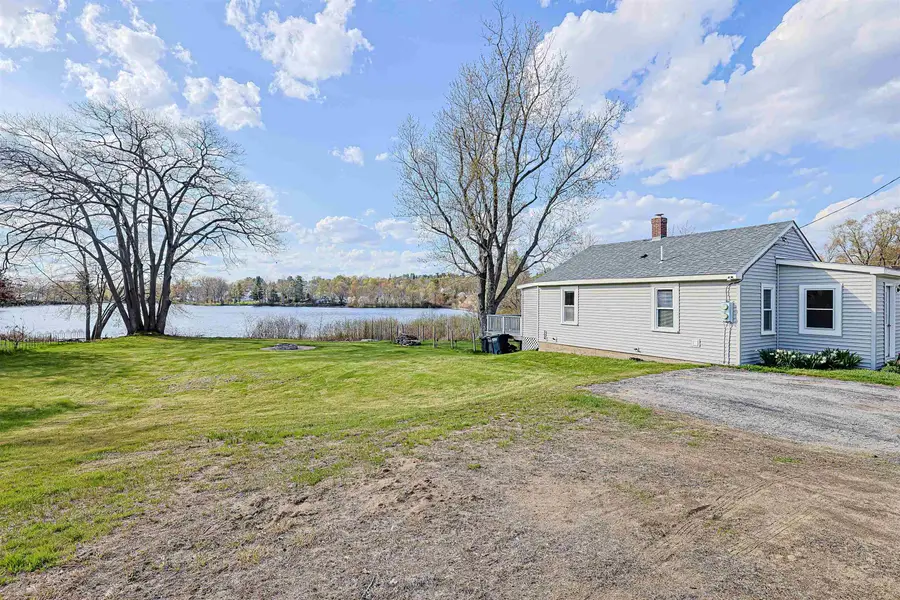 64 School Street, Allenstown, NH 03275 - #3