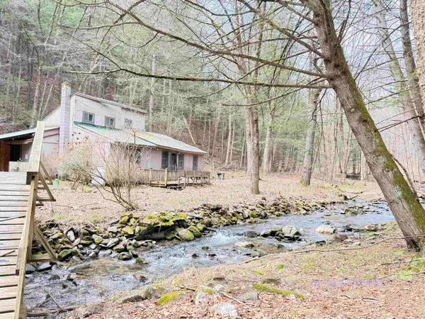 2390 Morse Brook Road, Putney, VT 05346