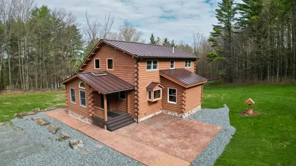 1209 Wildlife Road, Hartford, VT 05001