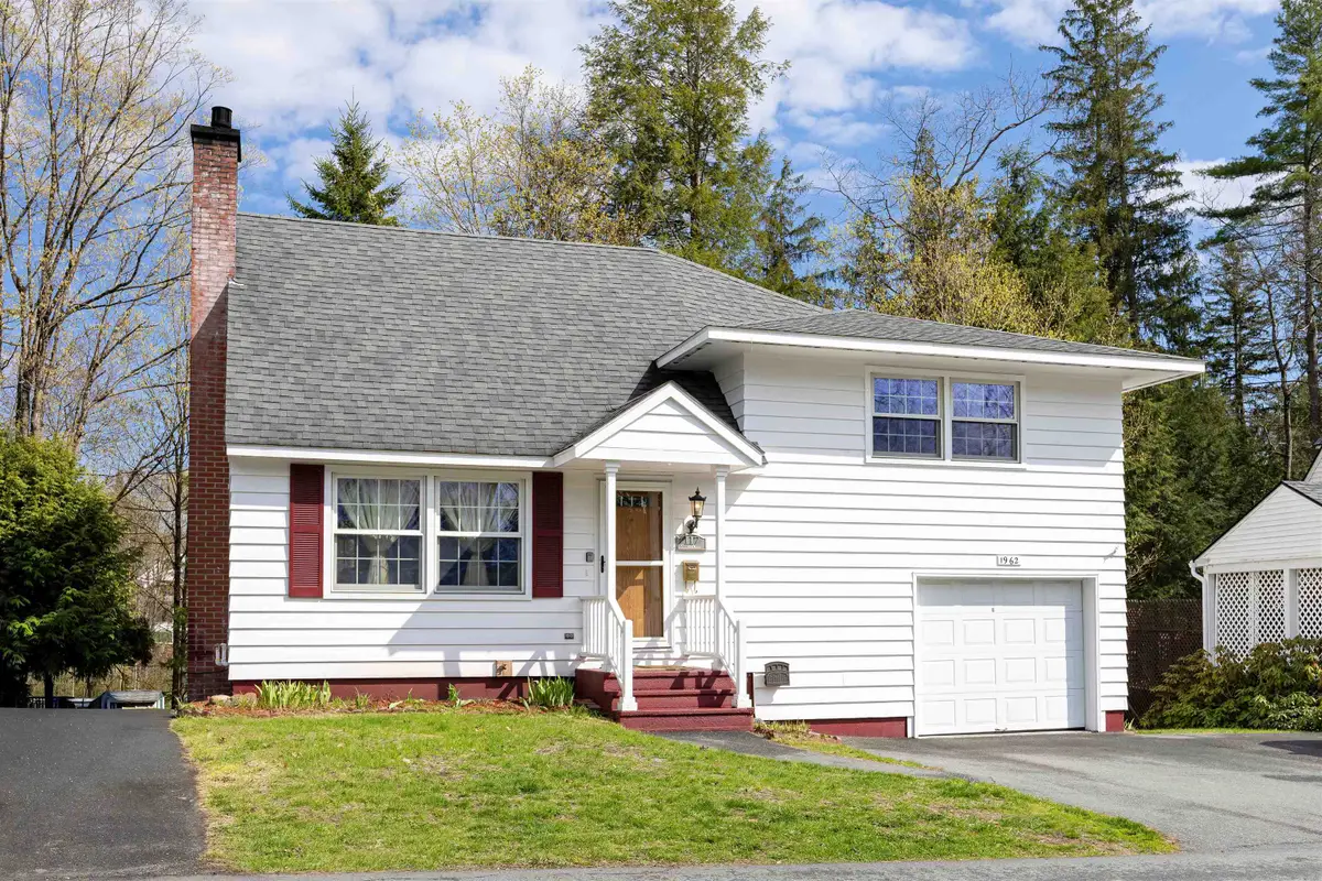 117 Underclyffe Road, Saint Johnsbury, VT 05819 - #1