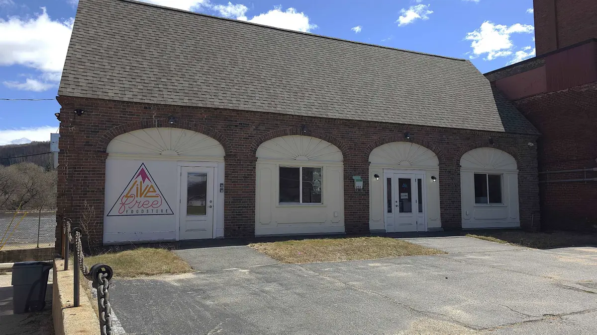 206 Main Street, Berlin, NH 03570 - #1