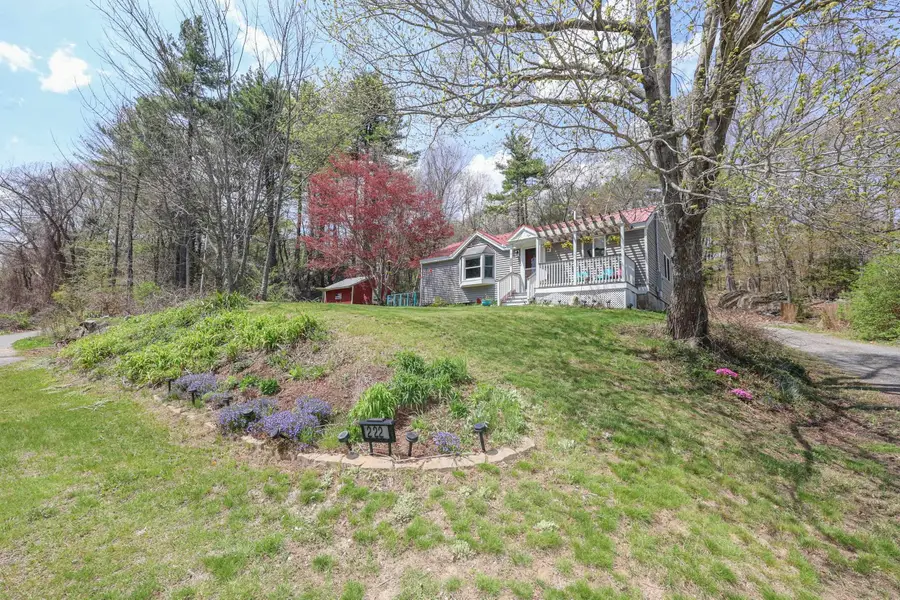 222 Hampstead Road, Derry, NH 03038 - #3