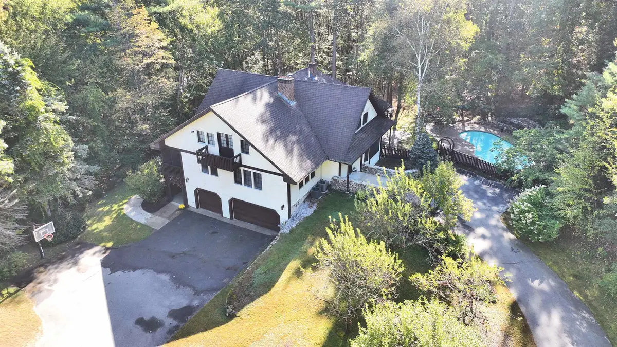 107 Fresh Pond Lane, Brookline, NH 03033 - #1