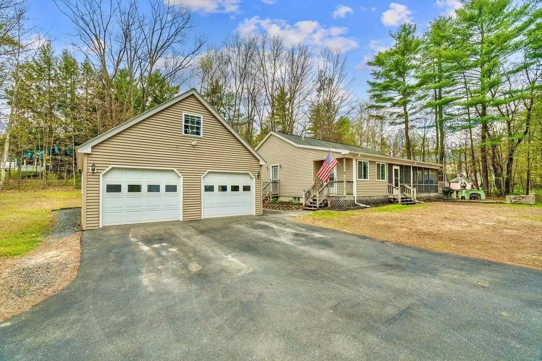 6 Forsyth Place, Claremont, NH 03743 - #1