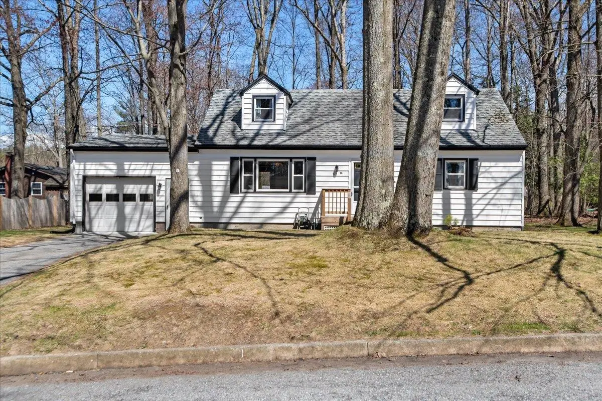 29 Hilltop Court, Colchester, VT 05446 - #1