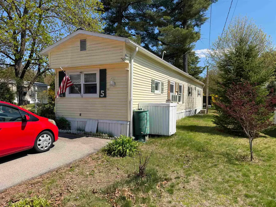 5 Shadycrest Drive, Nashua, NH 03062 - #2