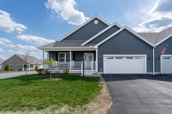 2 Strawberry Lane, Hooksett, NH 03106