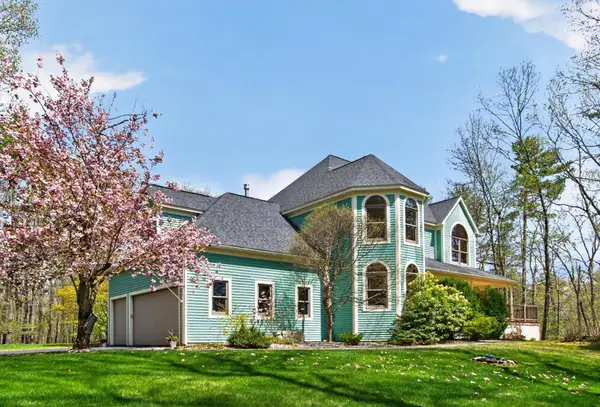 55 Lazarus Way, Salem, NH 03079