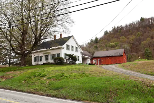 1015 Route 14, Hartford, VT 05047