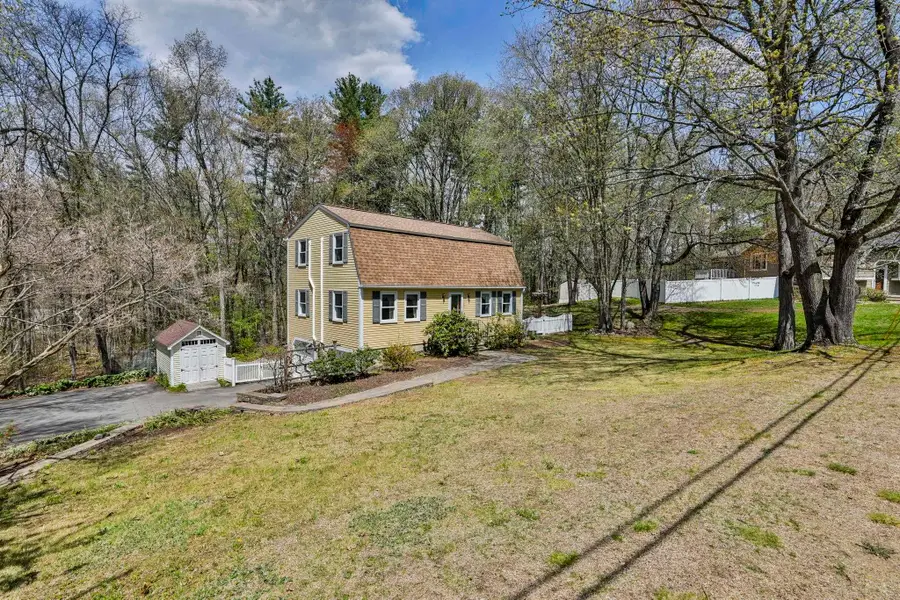 9 Lund Drive, Hudson, NH 03051 - #2
